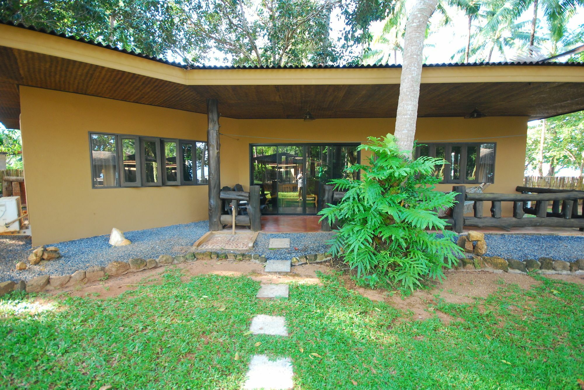Melina Beach Front Bungalows Tha Lane Bay Esterno foto